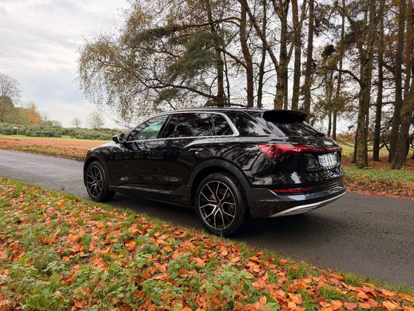 Audi e-tron 2021 50 Quattro 372353628