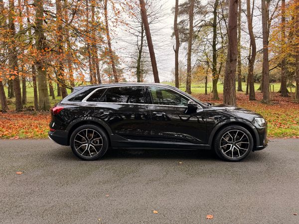 Audi e-tron 2021 50 Quattro 372353634