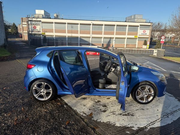 Renault Clio GT Auto 2015 372374297