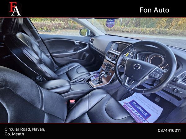 Volvo V40 2.0 DIESEL AUTOMATIC D4 MOMEMTUM HATCHBA 372375138