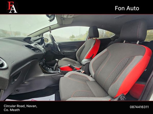 Ford Fiesta 1.0 PETROL ZETEC WHITE EDITION MODEL * 372375237