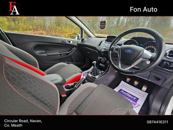 Ford Fiesta 1.0 PETROL ZETEC WHITE EDITION MODEL * 372375233