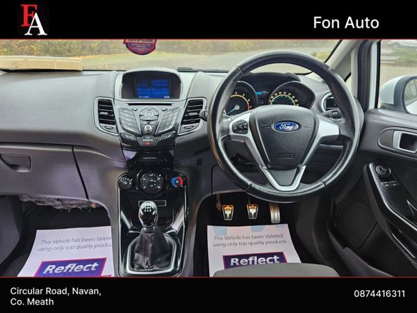 Ford Fiesta 1.0 PETROL ZETEC WHITE EDITION MODEL * 372375240