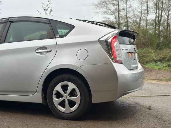 Toyota Prius 2014 1.8 Hybrid 372386911