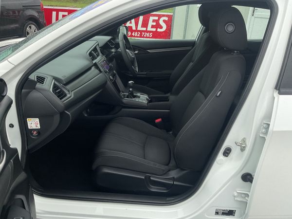 2018 HONDA CIVIC PETROL ONLY 76,000 KMS SPOTLESS 372382758