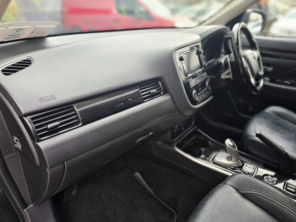 MITSUBISHI OUTLANDER 2.0 PHEV 4X4 // BIG HISTORY 372383214