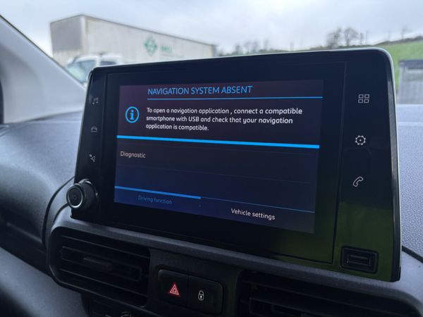 Peugeot Partner 2019 3 seater 372409385