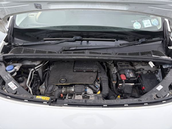 Peugeot Partner 2019 3 seater 372409423