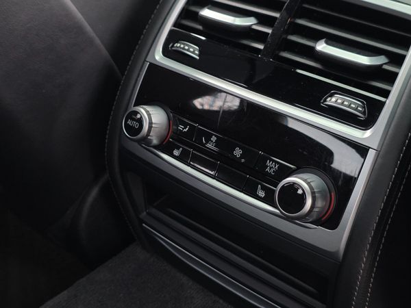 BMW 740e M-Sport *HUGE SPEC* 2016 372425755