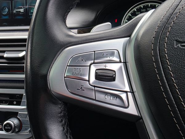 BMW 740e M-Sport *HUGE SPEC* 2016 372425773