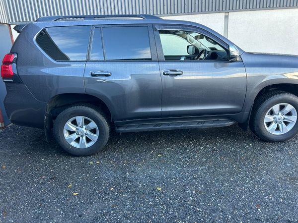 2023 Toyota LandCruiser ' LWB 372429017