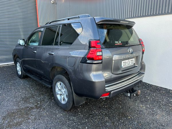 2023 Toyota LandCruiser ' LWB 372429020