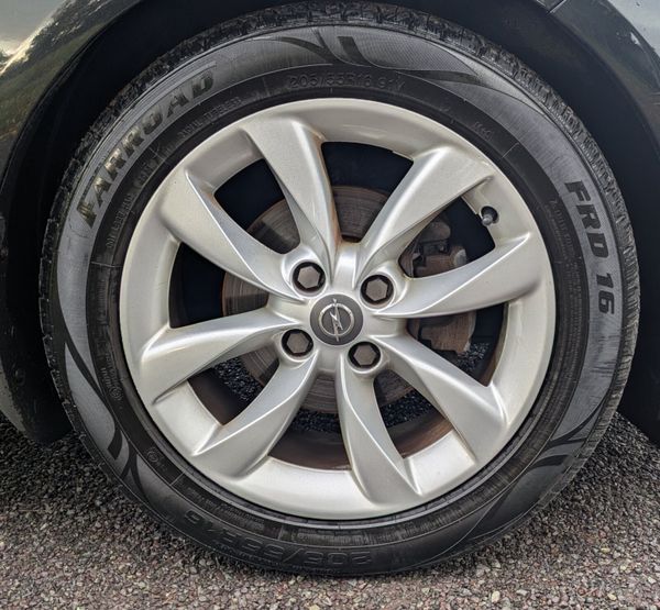 Opel Adam/ LOW KMS/ NEW NCT 12/26 /TAX 07/26 372446670