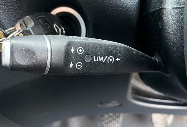 2019 Vito 114 RWD Style with Air Con Straight Deal 372453030