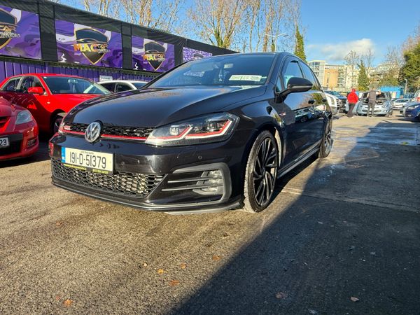 Volkswagen Golf 2019 372464761
