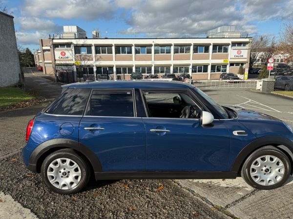 Mini 2016 Auto 38,000 kms 372477840