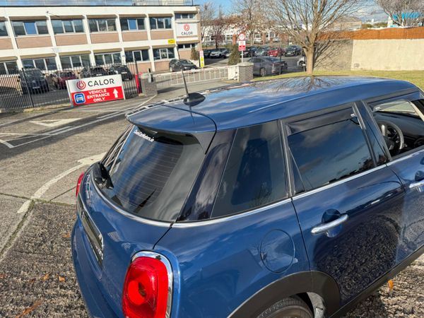 Mini 2016 Auto 38,000 kms 372477903