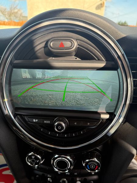 Mini 2016 Auto 38,000 kms 372477924