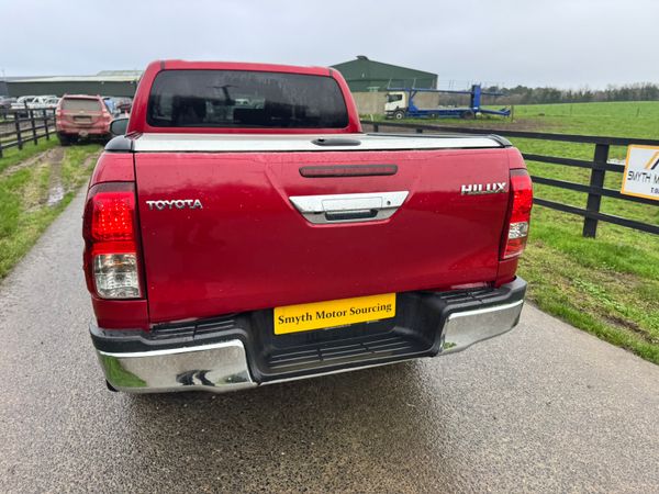202 Toyota Hilux 2.4 D4D Spotless***** 372499468