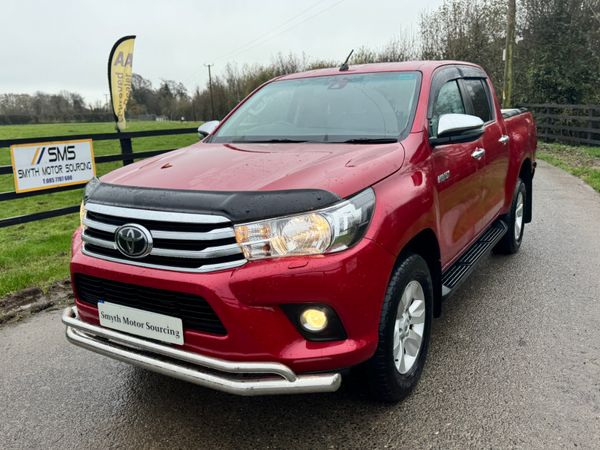 202 Toyota Hilux 2.4 D4D Spotless***** 372499462