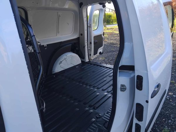 Renault Kangoo 2019 Business Model LWD Maxi €6500+ 372491108