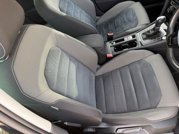 Volkswagen Golf Estate 2016 Auto 50,000 kms 372491649