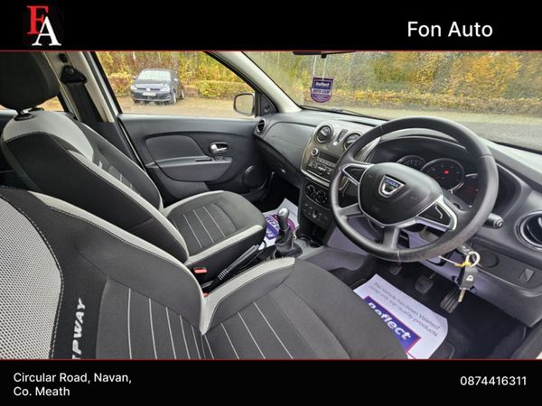 Dacia Sandero Stepway 1.0 PETROL ESSENT  MODEL** N 372503170