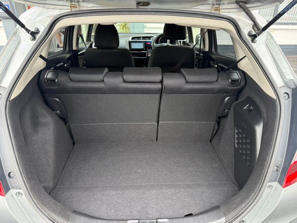 2014 Honda Jazz/Fit 1.5 Hybrid,Auto ,47K Miles 372515834