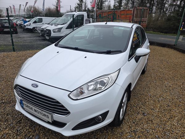 Ford Fiesta 2014 372525806