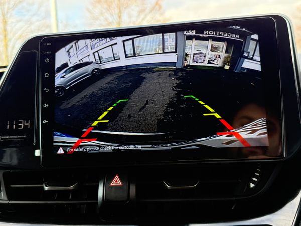 2018 Toyota C-HR  1.8 Hybrid automatic,Top Specs 372536206