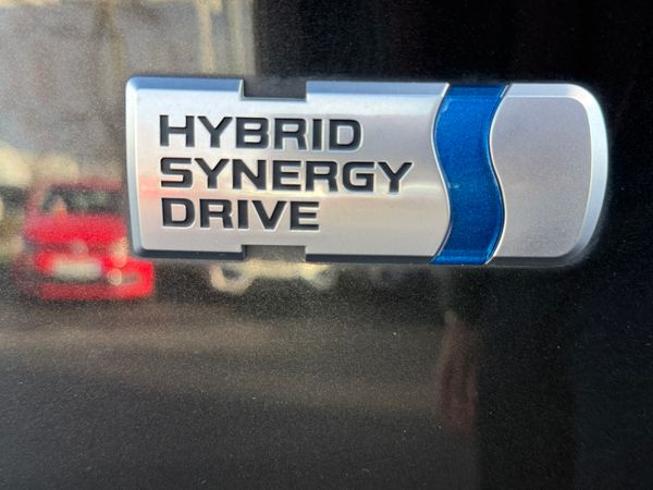 2018 Toyota C-HR  1.8 Hybrid automatic,Top Specs 372536201