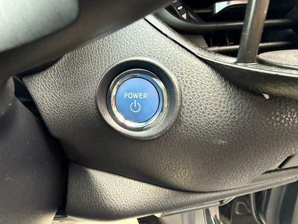 2018 Toyota C-HR  1.8 Hybrid automatic,Top Specs 372536214