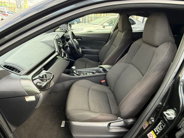 2018 Toyota C-HR  1.8 Hybrid automatic,Top Specs 372536218