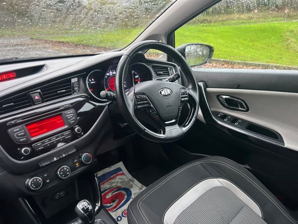 Kia Ceed 2015, new Nct , cheap insurance 372539236