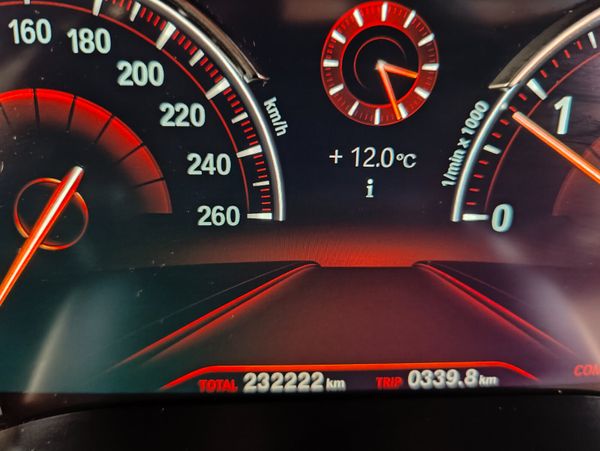 BMW 5-Series 2017 comes with new nct 372539457