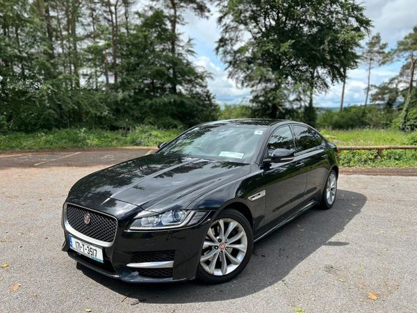 2017 Jaguar XF 2.0 D  R-Sport Automatic 4x4 372599633