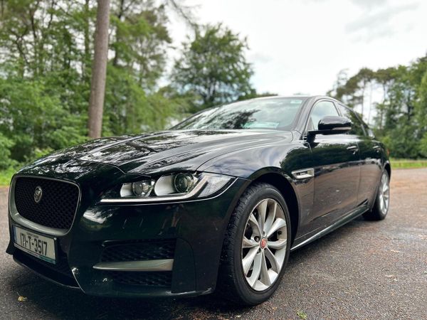 2017 Jaguar XF 2.0 D  R-Sport Automatic 4x4 372599643