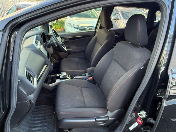 2016 Honda FIT 1.5 Hybrid automatic, Sport Specs 372608995