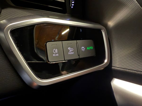 212 Audi A6 Sport 50 TFSI E Quattro 372603991