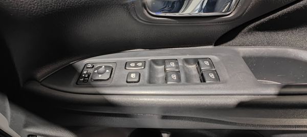 182 Mitsubishi Outlander 7 Seater-Petrol 372629386