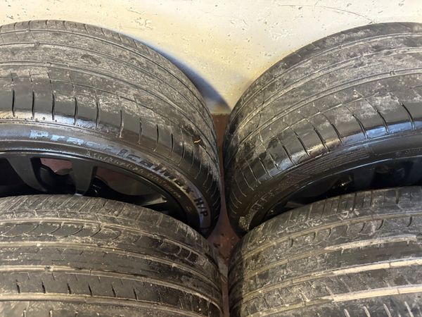 BMW X5 Alloys 20” 372637252