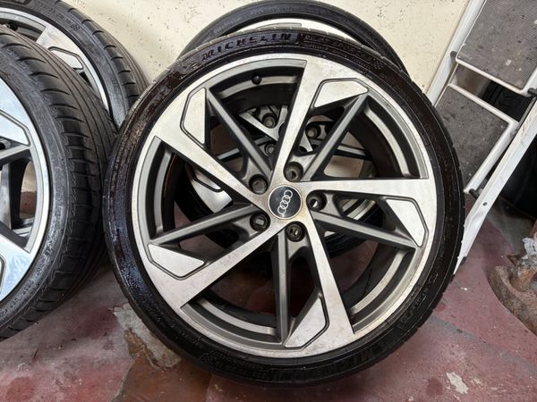 Audi A3 S-Line Alloys 19” 372637357