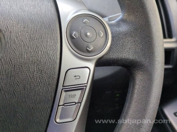 TOYOTA PRIUS **2016** NEW STOCK 372630907