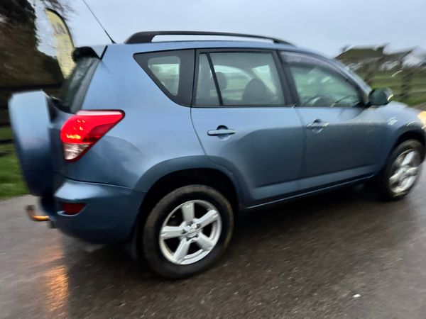 Toyota RAV 4 4WD Cheap run around****** 372631134