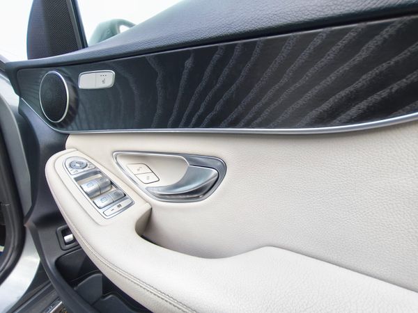 MERCEDES C-CLASS C 200 D AVANTGARDE ,NCT AND TAX 372653582