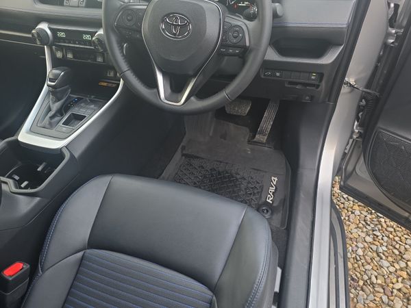 Toyota RAV4 Hybrid Sport 372666450