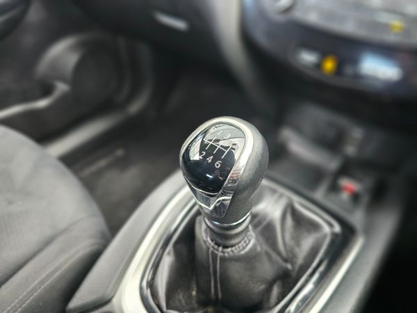 NISSAN XTRAIL VAN 2 SEATS // 12/26 DOE 372678709