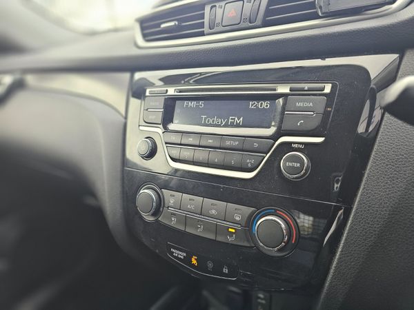 NISSAN XTRAIL VAN 2 SEATS // 12/26 DOE 372678732