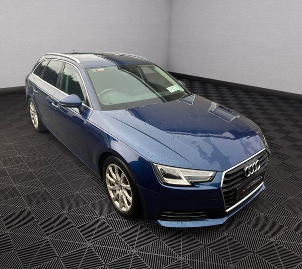 Audi A4 2018 372696383