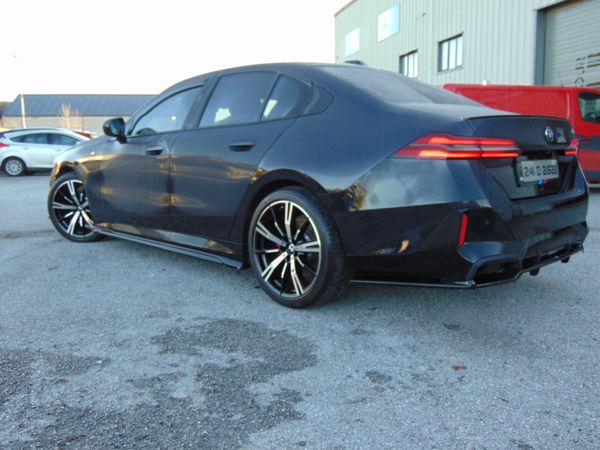 BMW 5-Series 2024, M Sport Pro (2024) 372708942